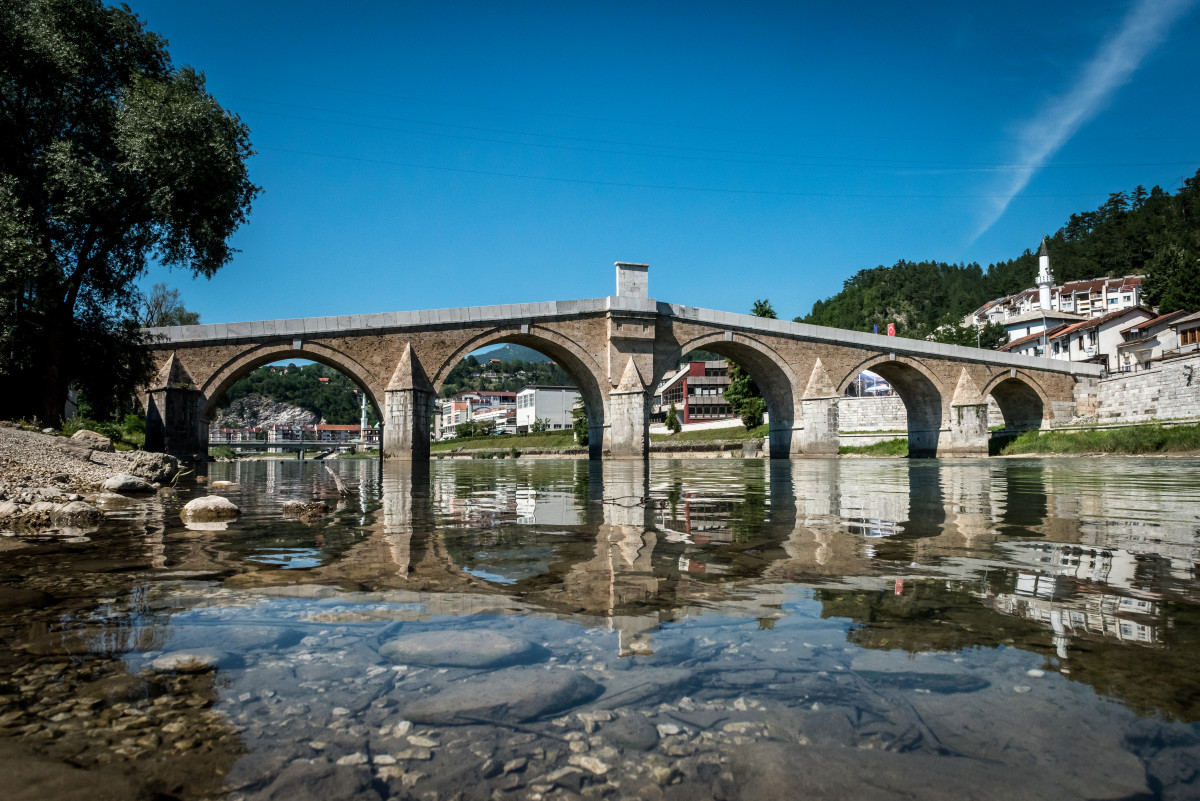 Njemački okupatori srušili Stari kameni most u Konjicu