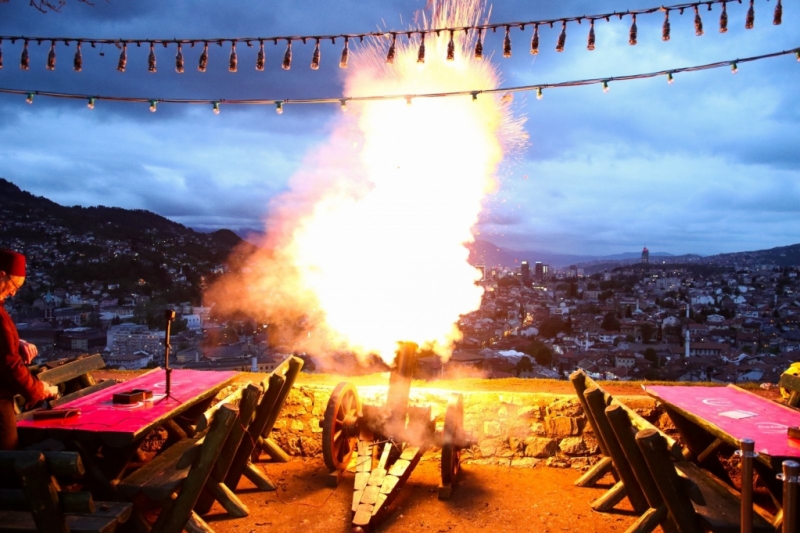 Pucali  sudok su muslimani bili slobodni, a utihnuli su kada im je sloboda ukinuta