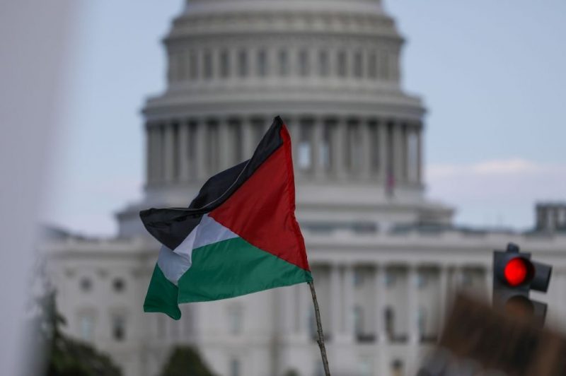 Mahmud Derviš: Pretposljednji govor palestinskog indijanca Donaldu Trumpu