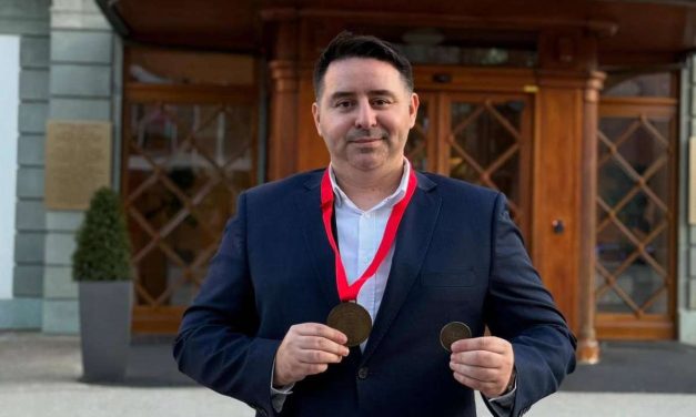 Podrinjac zlatni student univerziteta u Ženevi