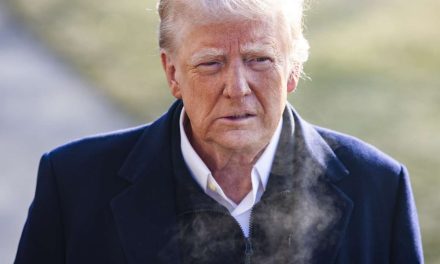 Sukob izvršne i sudske vlasti: Trump prkosi američkim sudovima