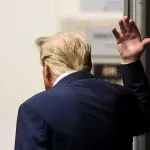 Acemoglu: Iran, impulzivan rat koji prijeti potonućem Sjedinjenih Država