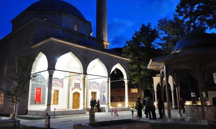 Muslimani večeras obilježavaju Lejletu-l-miradž