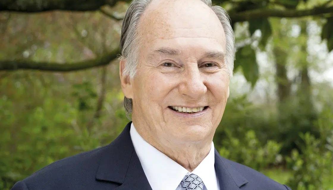 Umro Aga Khan, duhovni vođa Ismailija, utemeljitelj nagrade za islamsku arhitekturu koju je dobila i jedna visočka džamija