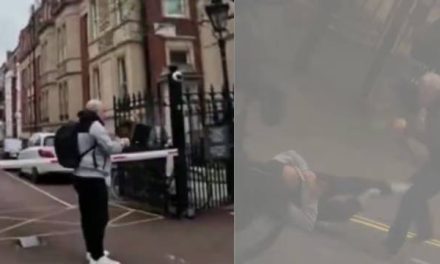 Zapalio Kur'an na ulici pa ga pošteno “iscipelarili”