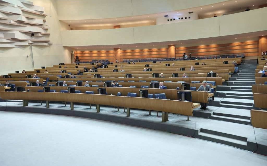 Dvije riječi koje opisuju koaliciju – luda kuća