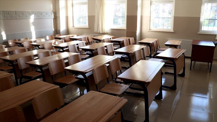 Ko će nam učiti djecu?