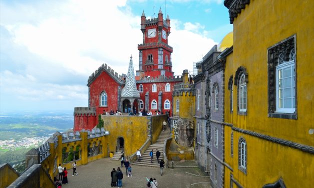 Sintra, čarobni grad sa kraljevskim dvorcem iz snova