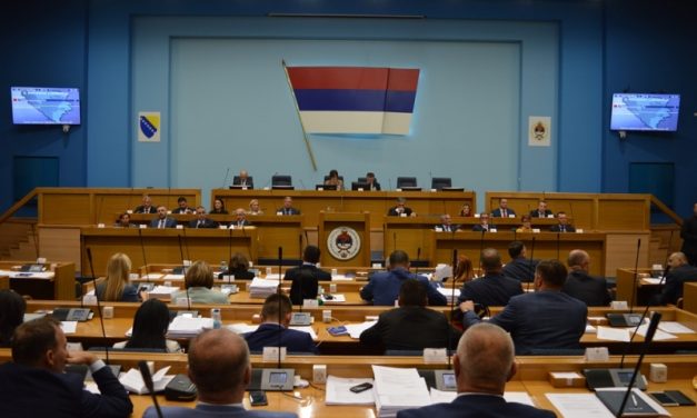 Je li Dodik doveden pred svršen čin: Klub Bošnjaka nije pokrenuo veto, podnose apelaciju Ustavnom sudu BiH