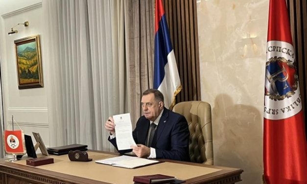 Nastavak državnog udara: Milorad Dodik potpisao ukaze o spornim zakonima