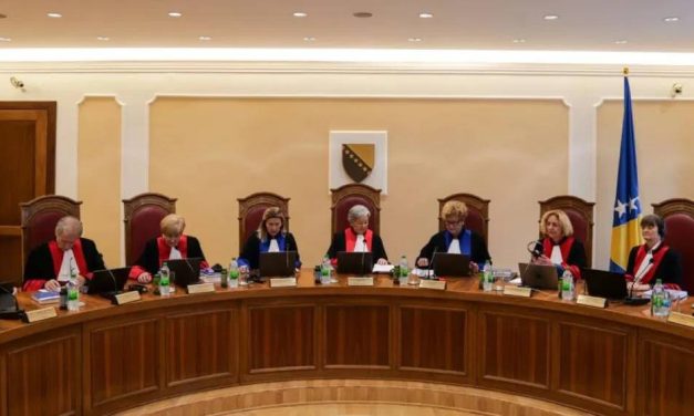 Ustavni sud suspendovao secesionističke Dodikove zakone