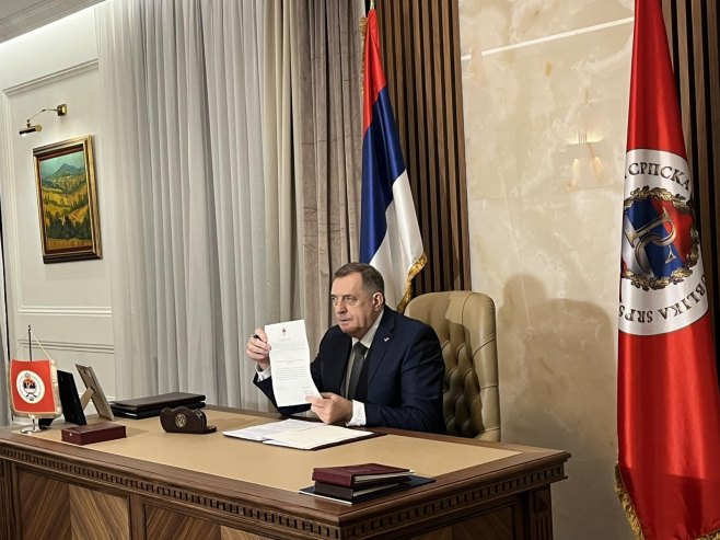 Nastavak državnog udara: Milorad Dodik potpisao ukaze o spornim zakonima