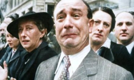 Jedna od najemotivnijih fotografija Drugog svjetskog rata