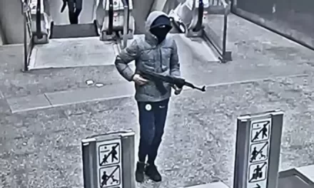 Trgovina kalašnjikovima: Na Balkanu ih kupe za 300, u Bruxellesu prodaju za 4000 eura