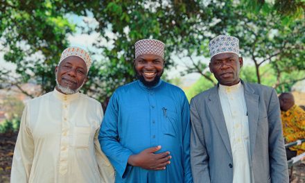 Šarene kape simbol ramazana u Ugandi