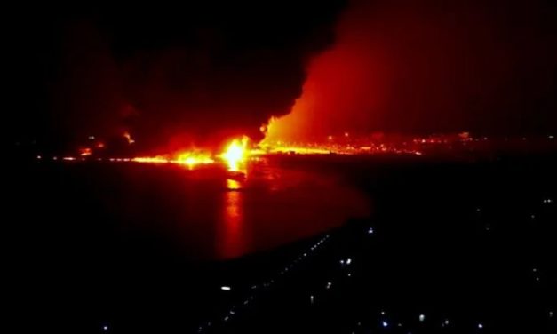 Upozorenje Iranu: Trump napao na Hute u Jemenu