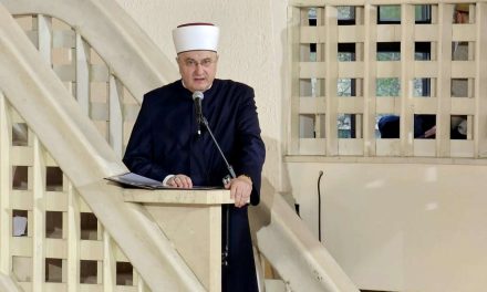 Hrvatski državni vrh čestitao, muftija Hasanović u bajramskoj hutbi pozvao na dijalog i saradnju