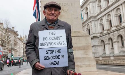 Stephen Kapos, preživjela žrtva holokausta, dao iskaz policiji zbog podrške Gazi i poručio da ga represija neće ušutkati