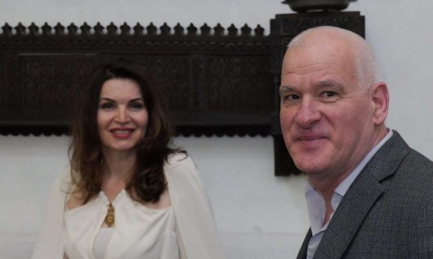 Sjene i tišina identiteta: Dvoje slikara, dva pogleda, jedan grad