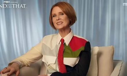 Glumica iz serije Sex i grad u najavi nove sezone pojavila se u košulji sa bojama i uzorcima palestinske zastave