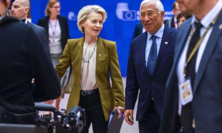 Evropska unija može odgovoriti Trumpu “trgovinskom bazukom”, ali ne može se odlučiti hoće li povući okidač ili neće