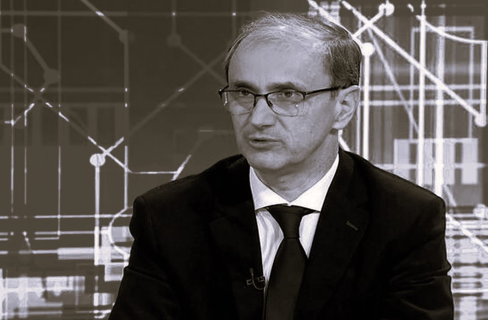 Đuro Macut – novi mandatar Vlade Srbije: Politički amater i Vučićeva marioneta