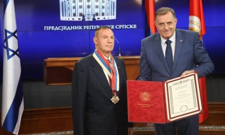 Dodik odlikovao veterana izraelske vojske