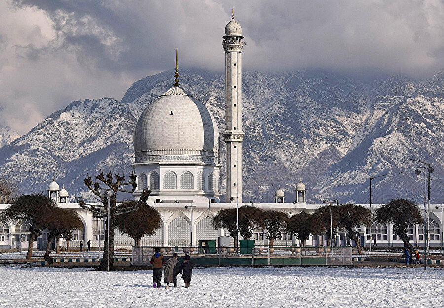 Sveti centar Kašmira: Hazratbal