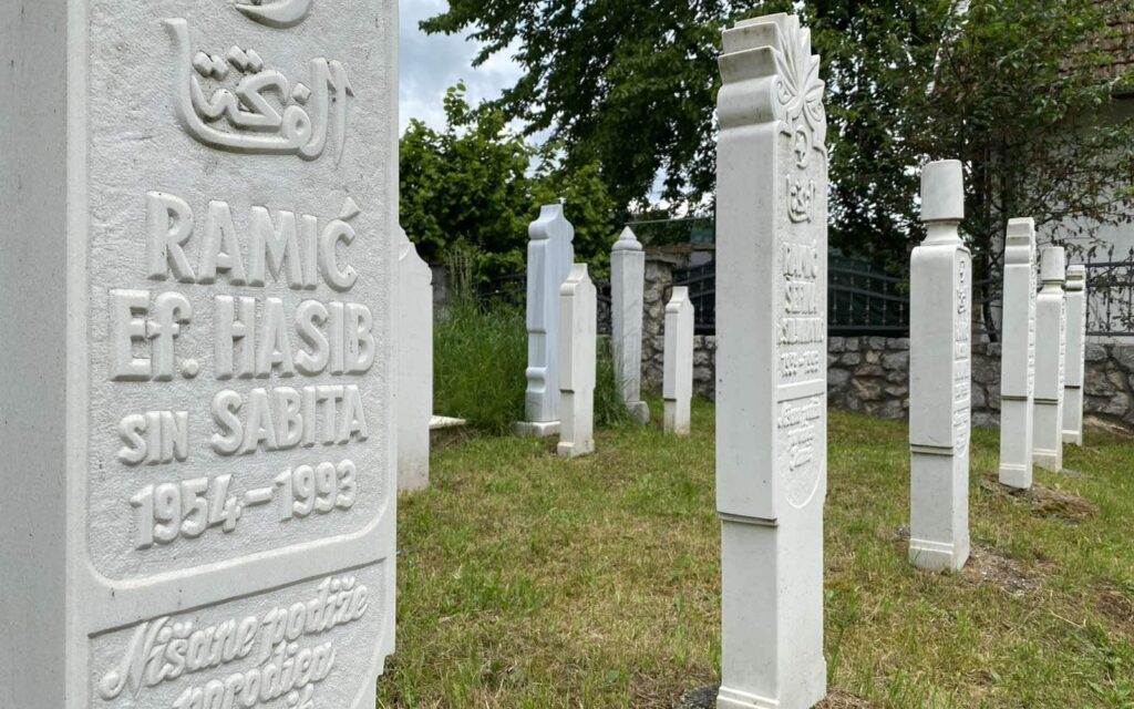 Cucla male Amine, bebe od mjesec dana, otkrila je gdje se nalaze kosti porodice efendije Ramića