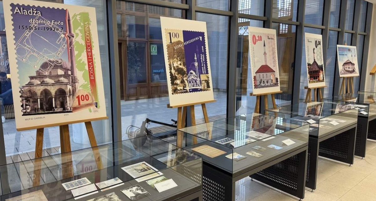 Otvorena izložba “Bosanske džamije na poštanskim markama i starim fotografijama”