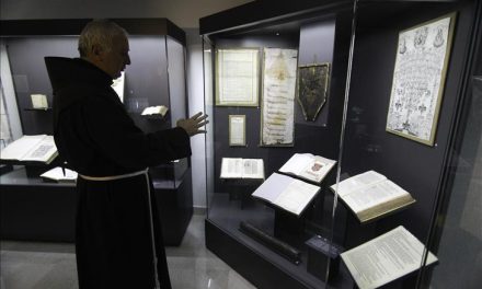 Neka niko ne uznemirava njih i njihove crkve