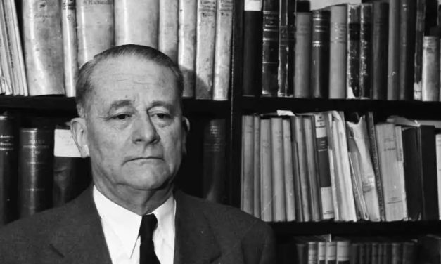 Oživljavanje Carla Schmitta: Od nacizma do savremenih populizama