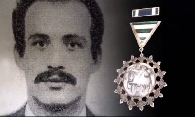 Kapetan Senad, Crni labud