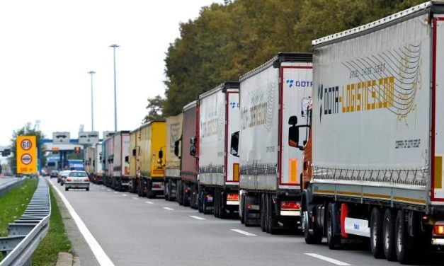 Kamiondžije protiv EU: 300.000 kamiona blokirati će evropske granice 16. juna