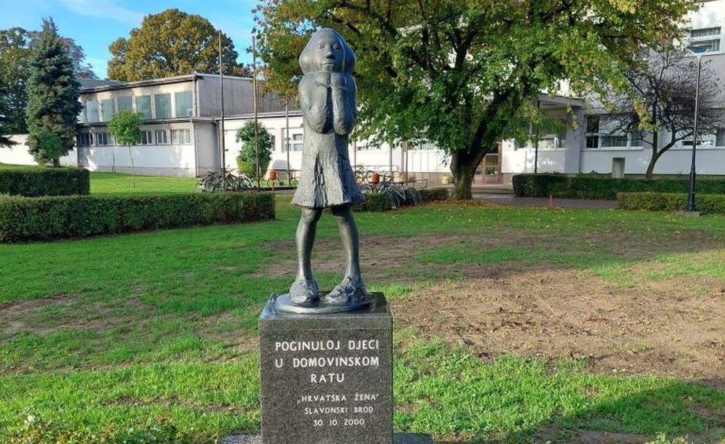 Za samo jedan dan u Slavonskom Brodu ubijeno je šesnaest civila, od čega šestero djece