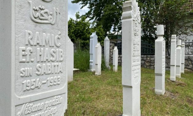 Cucla male Amine, bebe od mjesec dana, otkrila je gdje se nalaze kosti porodice efendije Ramića