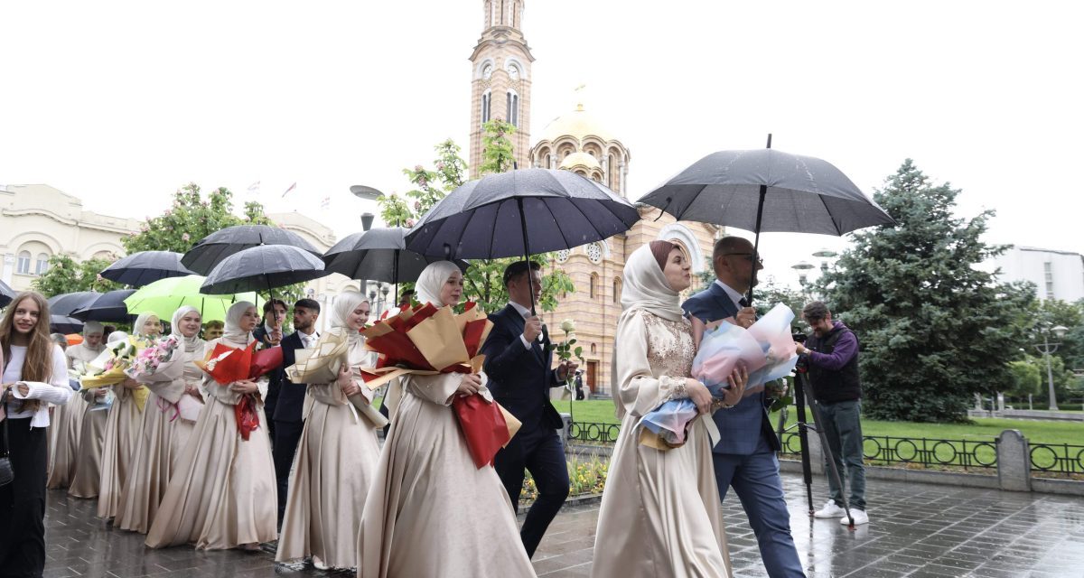 Svečana akademija maturanata banjalučke medrese: Oni su naš ponos