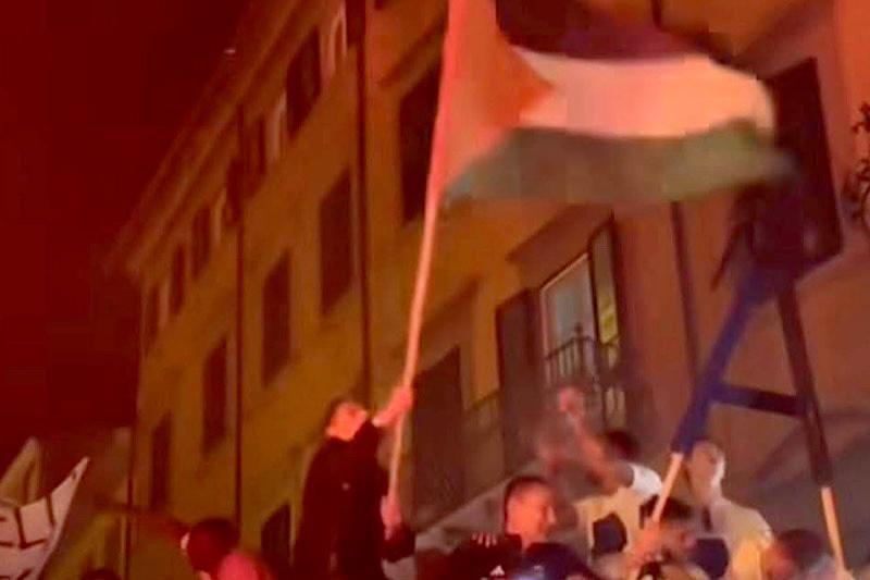 Bivši italijanski reprezentativac Pippo Inzaghi ulazak Pise u Serie A proslavio uz palestinsku zastavu
