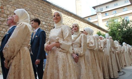Ispraćene generacije maturanata sarajevske i mostarske medrese