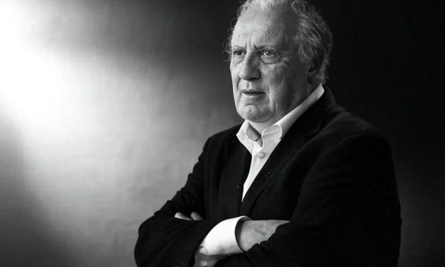 Preminuo Frederick Forsyth