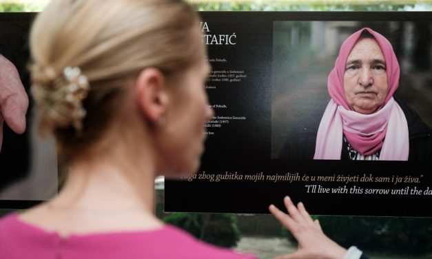 Fragmenti srebreničkog genocida u Briselu