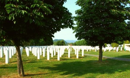 Na dženazu u bijelom