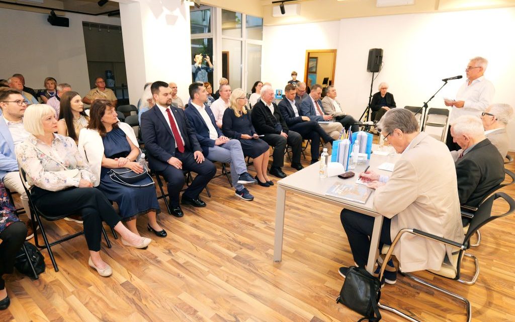 U Zagrebu predstavljena knjiga o ubistvu Hakije Turajlića: Ispod metaka i šutnje UN-a