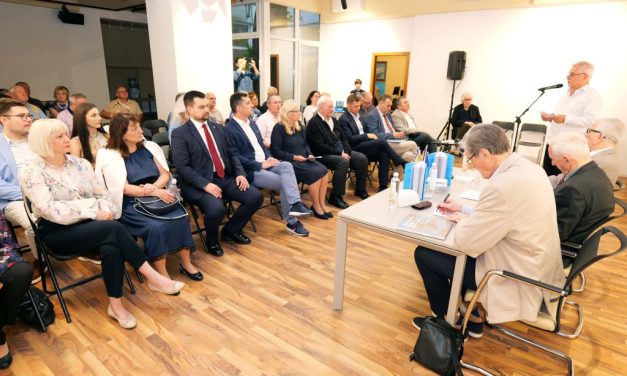 U Zagrebu predstavljena knjiga o ubistvu Hakije Turajlića: Ispod metaka i šutnje UN-a