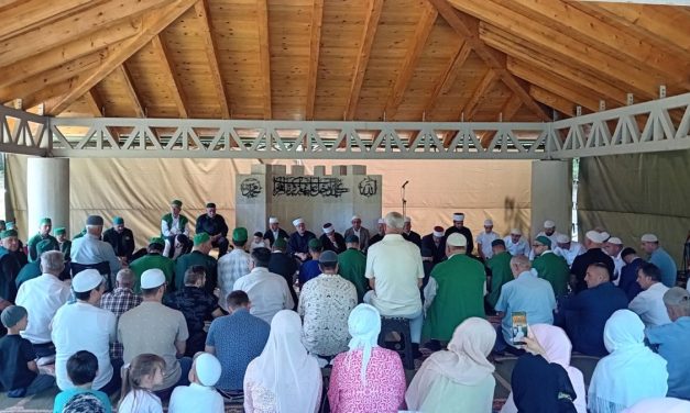 Proučen zikr na Presjeci kod Ustikoline