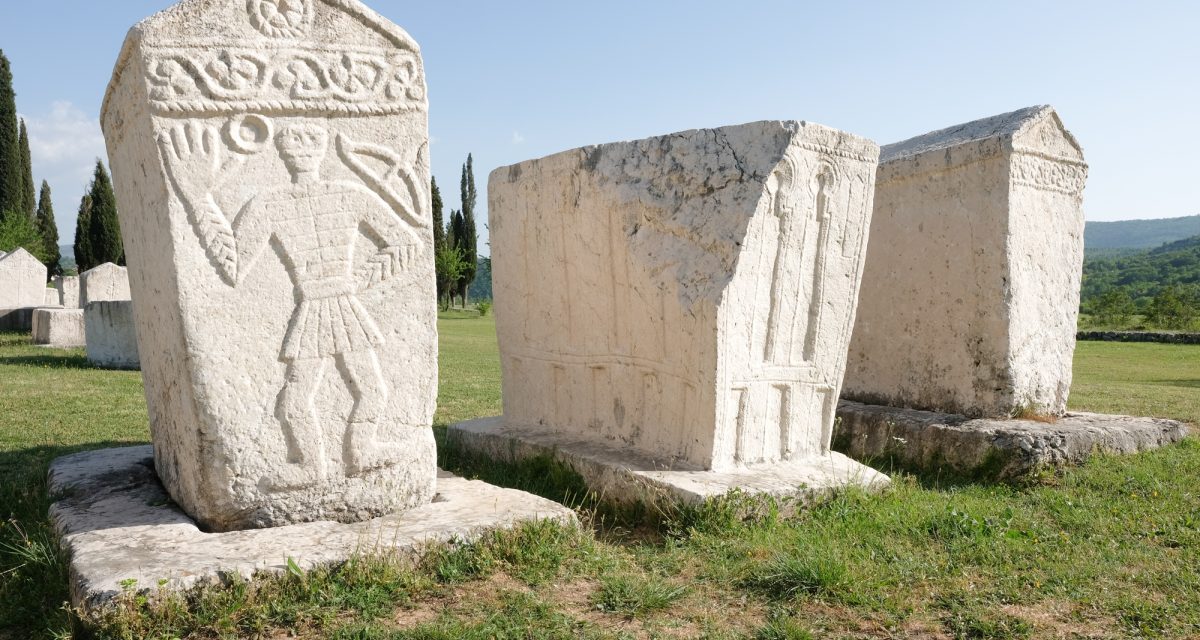 Bože, davno ti sam lego i vele ti mi je ležati…