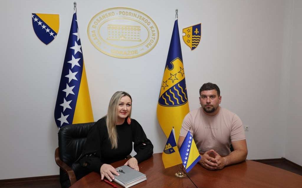 Uskoro knjiga Alena Muhića, rođenog iz čina ratog silovanja