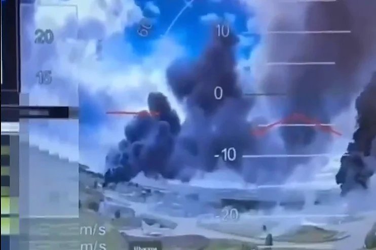 Veliki ukrajinski napad na ruske aerodrome: Dronove lansirali sa kamiona duboko u ruskoj teritoriji