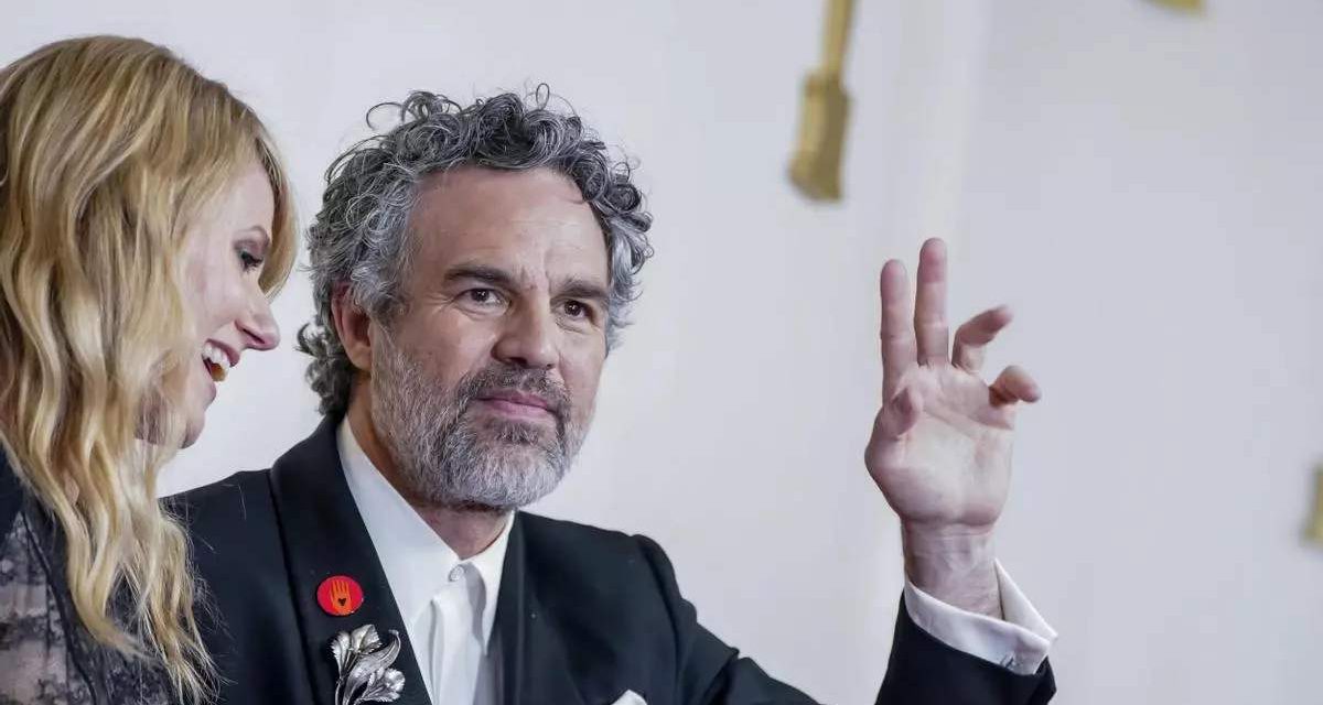 Mark Ruffalo: „Milijarder na vrhu vas pljačka, a vi brinete da će vam najsiromašniji među siromašnima uništiti život?