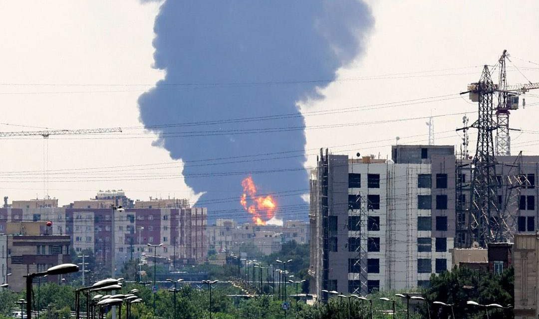 Novi val napada: Izraelski avioni gađali izložbu kamiona u Kermanshahu